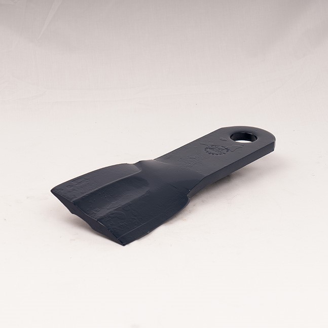BLADE SLASHER HOWARD TWISTED 5 FOOT DECK L/H 2.14KG